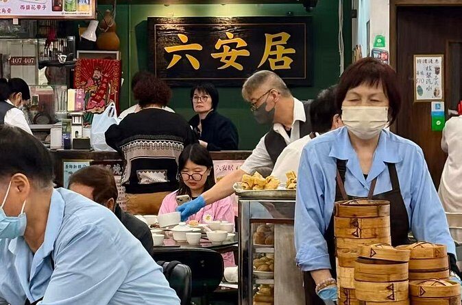 Hong Kong Island Food Discovery Tour - FAQs