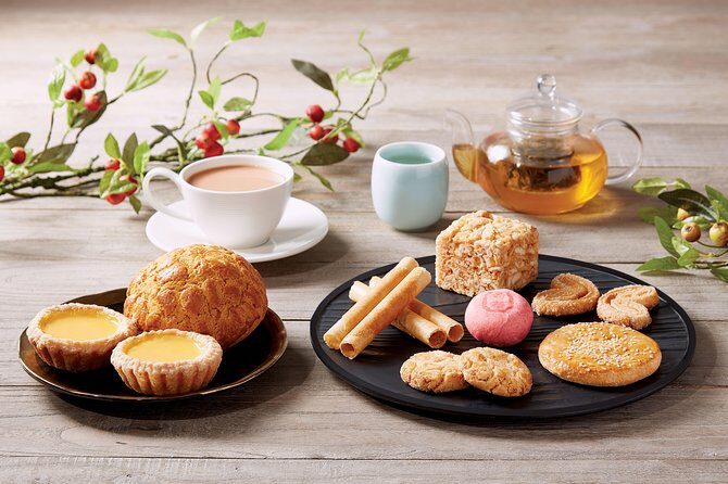 Hong Kong Living Culture Experience Day Tour - Exploring Hong Kongs Living Culture: A Detailed Review of the Day Tour