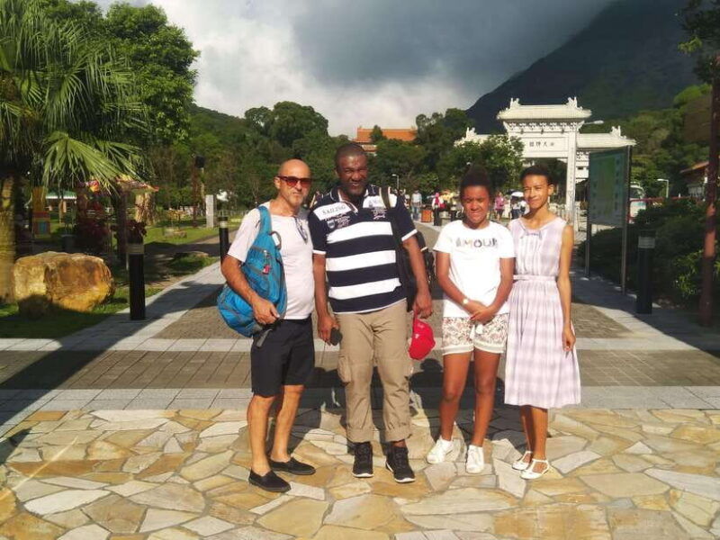 hong-kong-must-see-attractions-walking-tour-with-a-guide