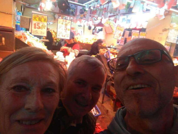 hong-kong-must-see-attractions-walking-tour-with-a-guide