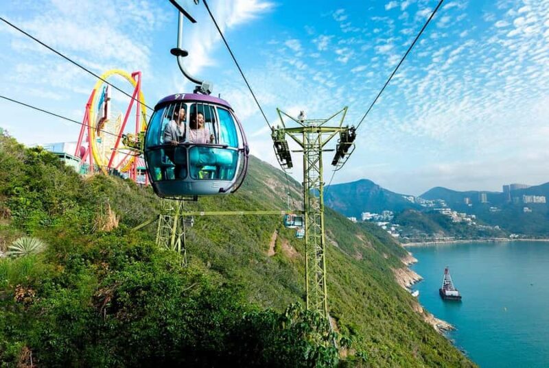 Hong Kong: Ocean Park Entry Ticket+ Superior Set Meal Coupon - The Sum Up