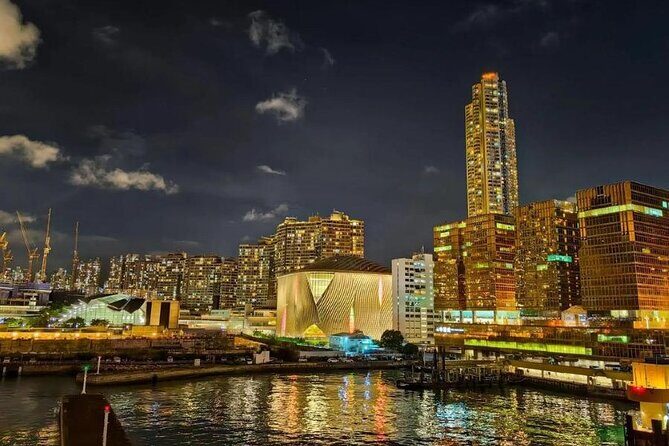Hong Kong Private Night : Yacht + Dinner + Lights Show (15pax) - Exploring Victoria Harbour and Beyond