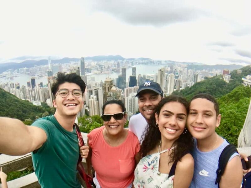 Hong Kong: Private Walking Tour with a Local Guide - Key Points