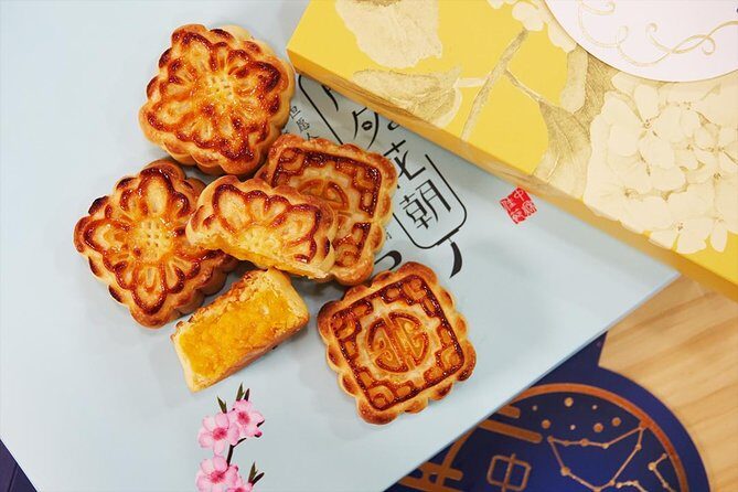 Hong Kong self-service baking experience: making custard mooncakes - Introduction: A Unique Take on Hong Kong’s Culinary Culture