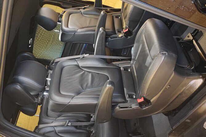 Hong Kong Transport Experience With Mercedes Benz V-Class - FAQs