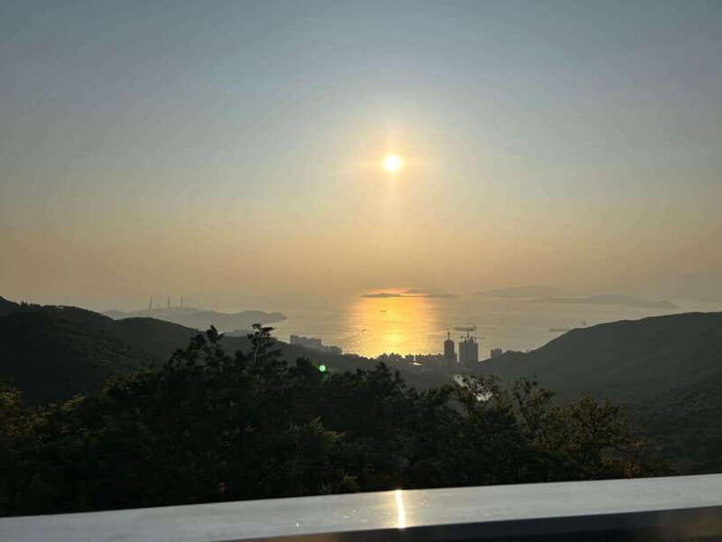 hong-kong-wong-tai-sin-temple-and-victoria-harbour-tour