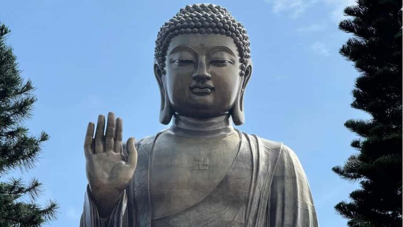 Hong Kong:Lantau Island Private Tour with Cable Car & Pickup - Authentic Experiences and Hidden Gems