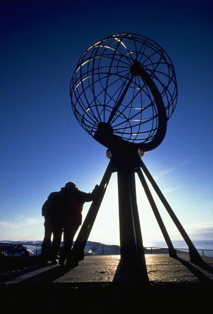 honningsvag-north-cape-summer-tour-with-sami-family-visit