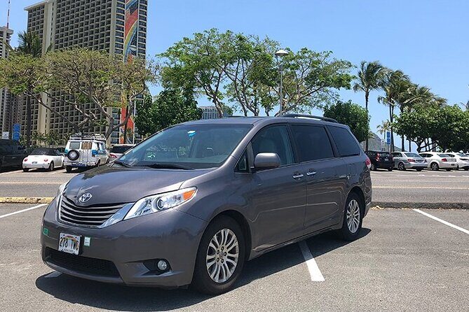 Honolulu Airport & Waikiki Hotels Private Transfer by Minivan (up to 5 people) - What Makes This Transfer Stand Out