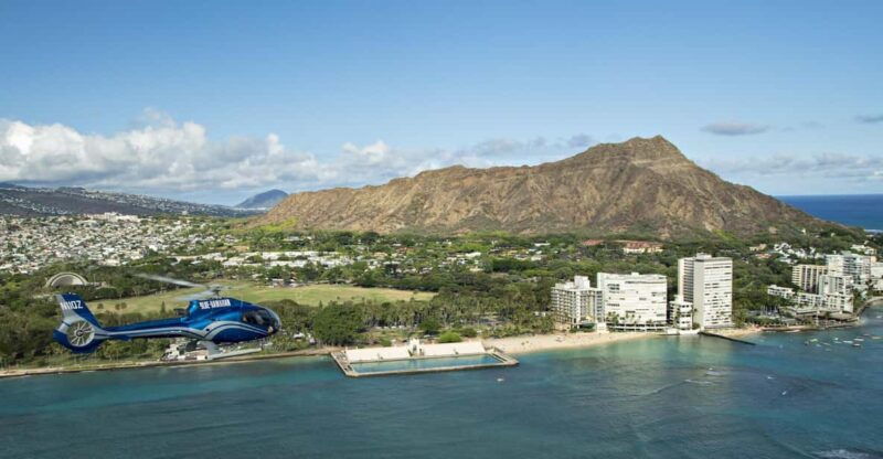 honolulu-blue-skies-of-oahu-helicopter-tour