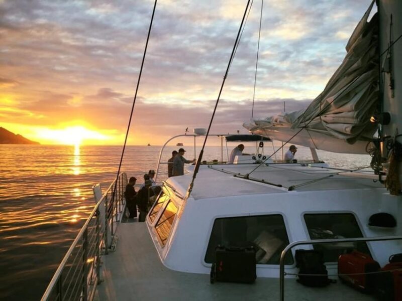Honolulu Sunset Sail - What to Expect on the Honolulu Sunset Sail  