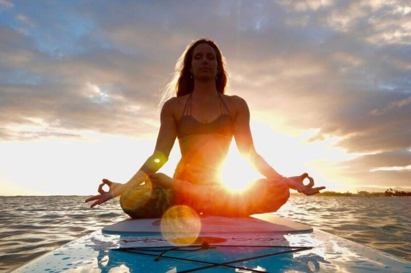 honolulu-sunset-sup-yoga-class