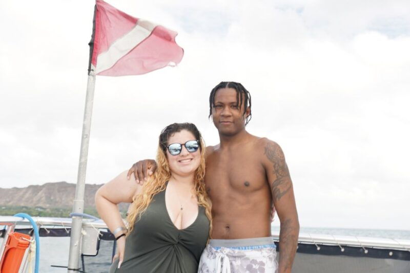 honolulu-waikiki-turtle-canyon-snorkeling-and-swimming-tour