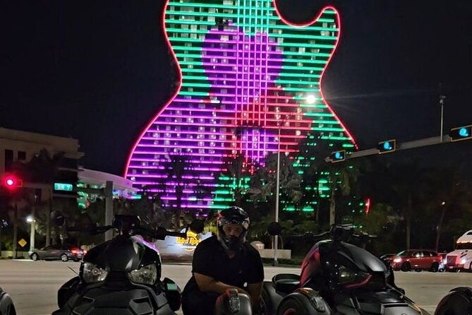 hookah-bus-tour-hard-rock-casino-las-olas-ft-lauderdale-wynwood