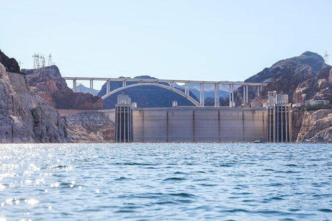 hoover-dam-discovery-kayak-tour