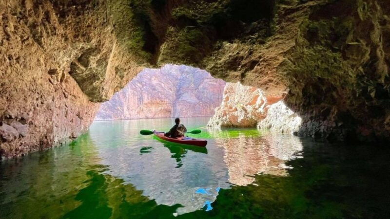 hoover-dam-kayak-tour-hike-shuttle-from-las-vegas