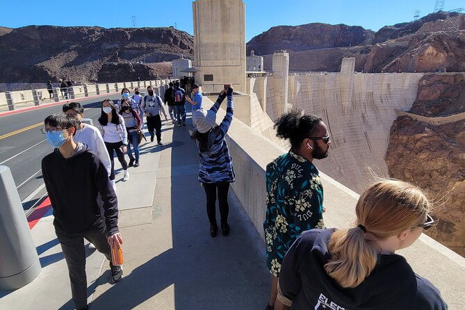 hoover-dam-private-tour-by-luxury-suv