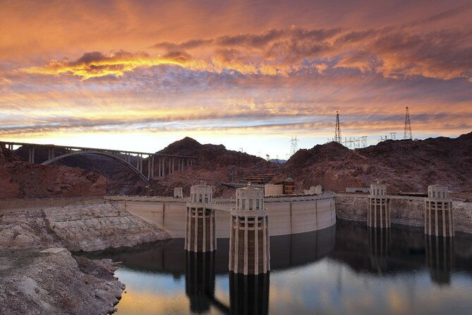 hoover-dam-self-guided-driving-audio-tour-guide