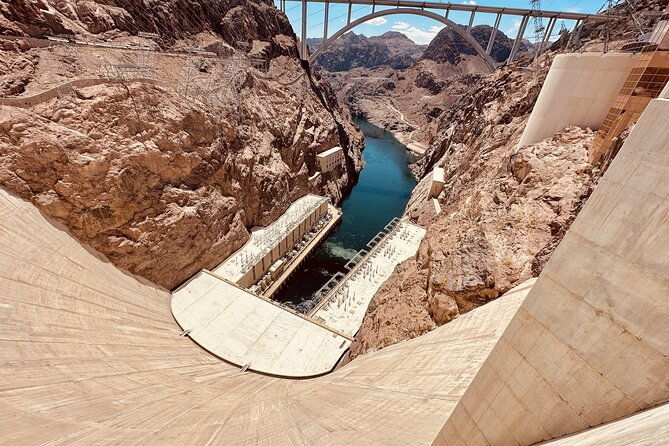 hoover-dam-small-group-express-tour-from-las-vegas
