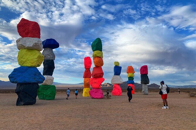 Hoover Dam Walk-On-Top Tour w/ Seven Magic Mountains & Vegas Sign - What to Expect from the Tour