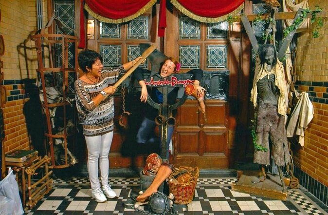 hop-on-hop-off-amsterdam