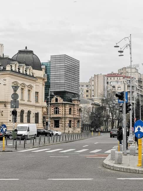 Hop-on Hop-off Bucharest City Tour photo stops and visits - Introduction