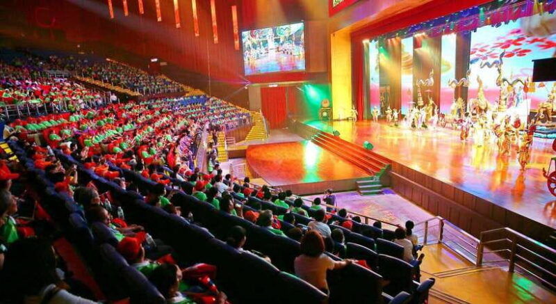 hop-on-hop-off-bus-tours-and-nongnooch-pattaya-combo