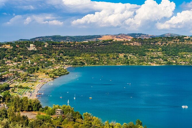 hop-on-hop-off-castelli-romani-from-rome-tour-2