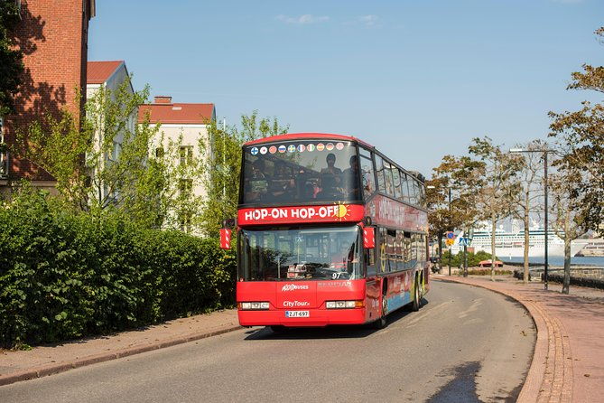 hop-on-hop-off-city-tour-2