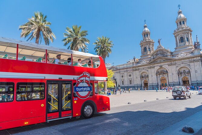 hop-on-hop-off-city-tour-santiago-1-day-plus-edition