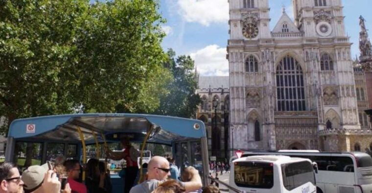 hop-on-hop-off-london-bus-tour-westminster-abbey