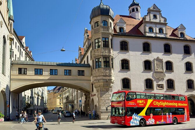 hop-on-hop-off-tour-citysightseeing-munich
