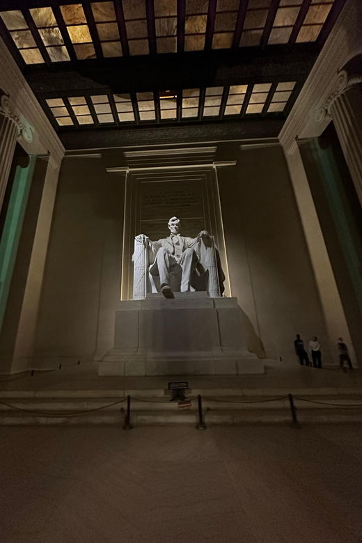 hop-on-hop-off-tour-of-washington-dc