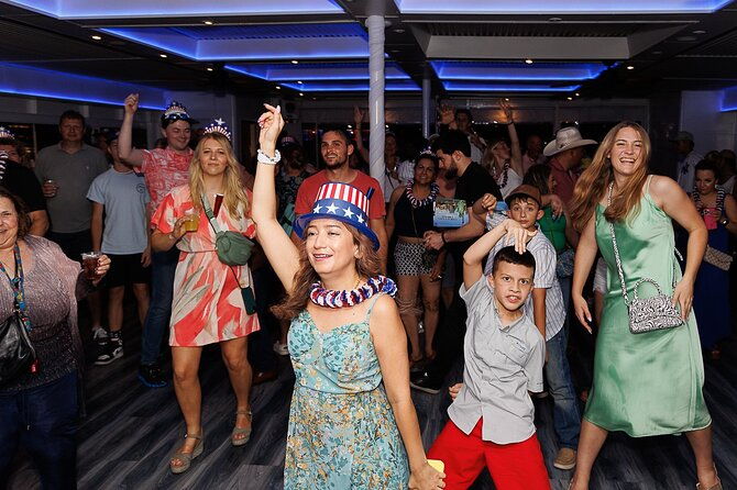 horizons-edge-fourth-of-july-nyc-fireworks-cruise