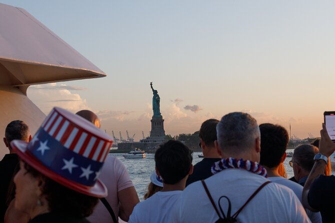 horizons-edge-fourth-of-july-nyc-fireworks-cruise