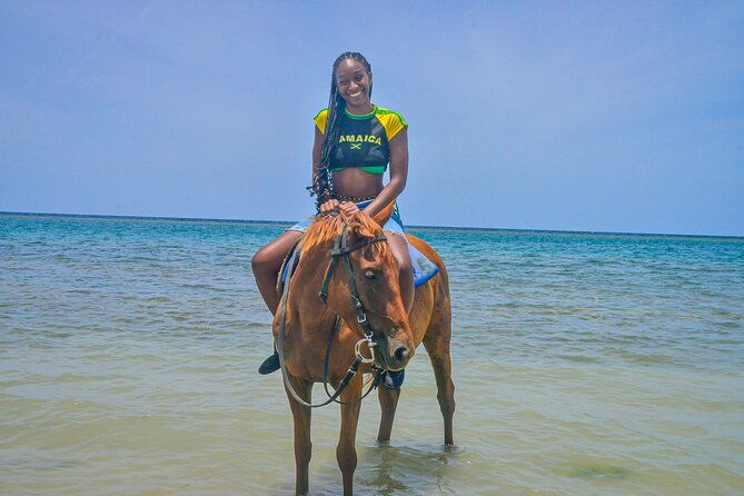 horse-back-riding-dunnsriver-falls-climb-from-montego-bay