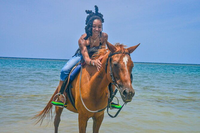 horse-back-riding-dunnsriver-falls-climb-from-montego-bay