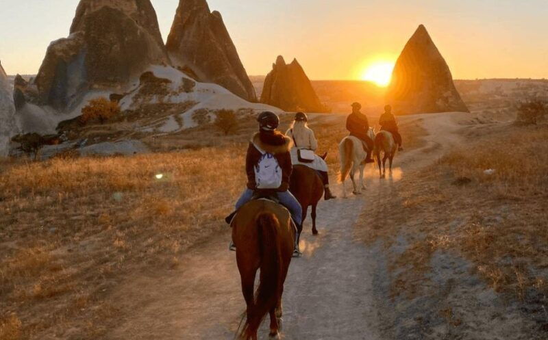 horse-back-riding-in-cappadocia
