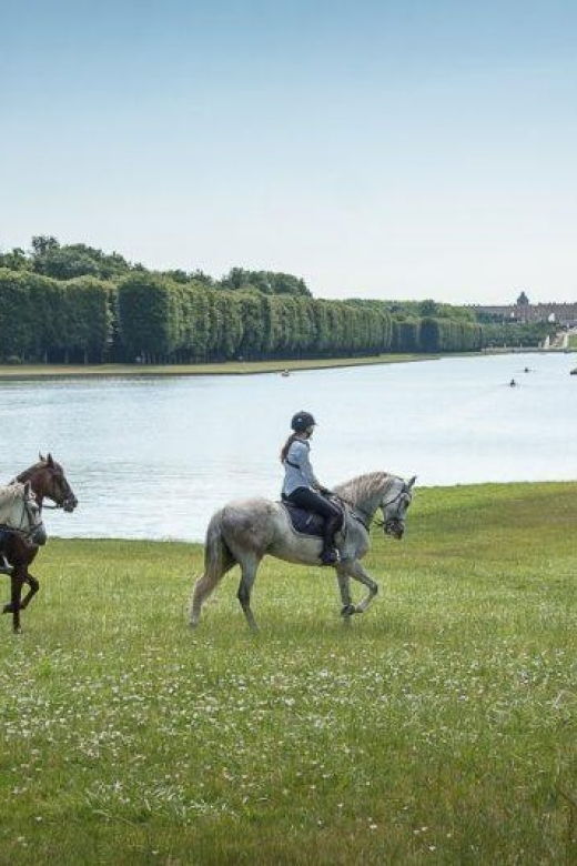 horse-ride-versailles-intimacy-vip