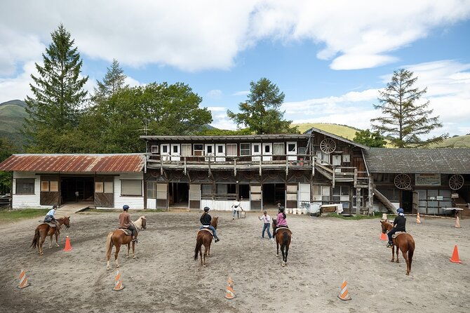 horse-riding-experience-in-nature-rich-lake-shirakaba