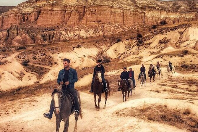 horse-riding-in-cappadocia-in-fairy-chimeys