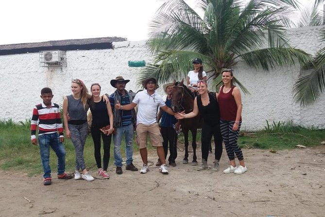 horse-riding-in-cartagena