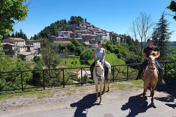 horse-riding-in-tuscany-for-experienced-riders-full-day-trail-ride