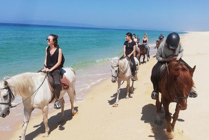 horse-riding-on-the-beach-tour