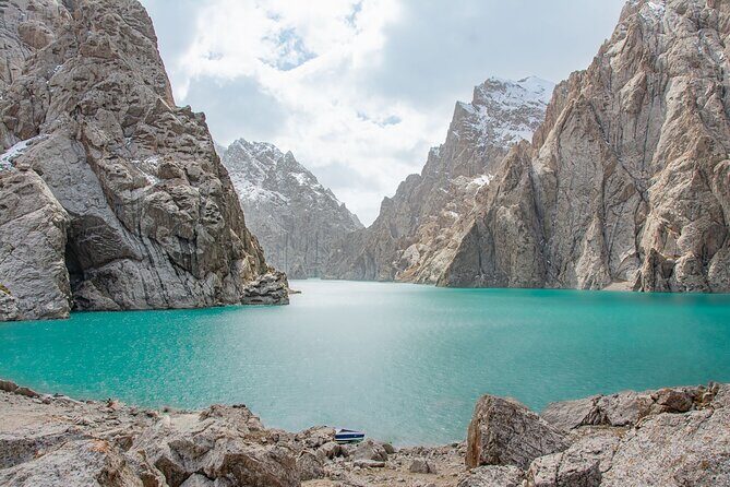 Horse Trek to Kel Suu Lake - Exploring the Horse Trek to Kel Suu Lake: An Authentic Kyrgyz Adventure