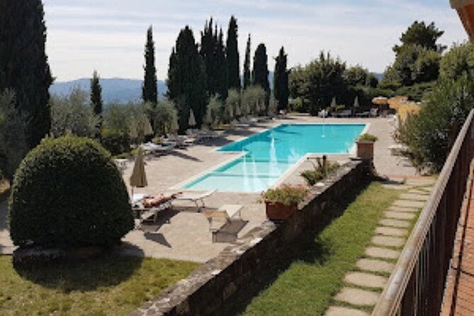 horseback-ride-and-poolside-day-chillout-with-tuscan-lunch