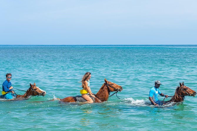 horseback-ride-and-swim-from-ocho-rios