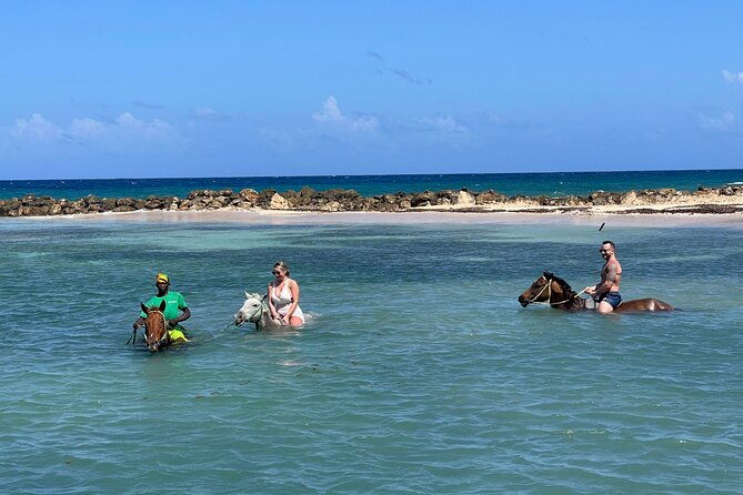 horseback-ride-and-swim-tour-in-montego-bay