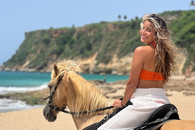 horseback-ride-by-the-beach-in-aguadilla-puerto-rico