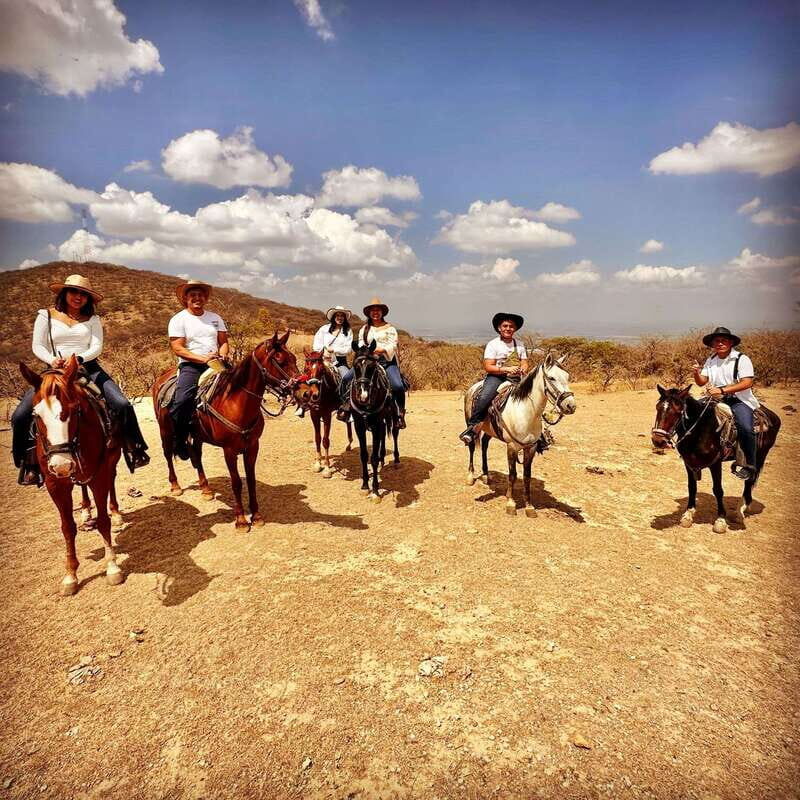 Horseback Ride in Guanajuato City with Live Music and Food - Key Points